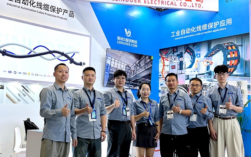 浙江雷諾爾電氣參展工博會圓滿成功，工業(yè)線纜連接保護方案收獲關(guān)注與認可